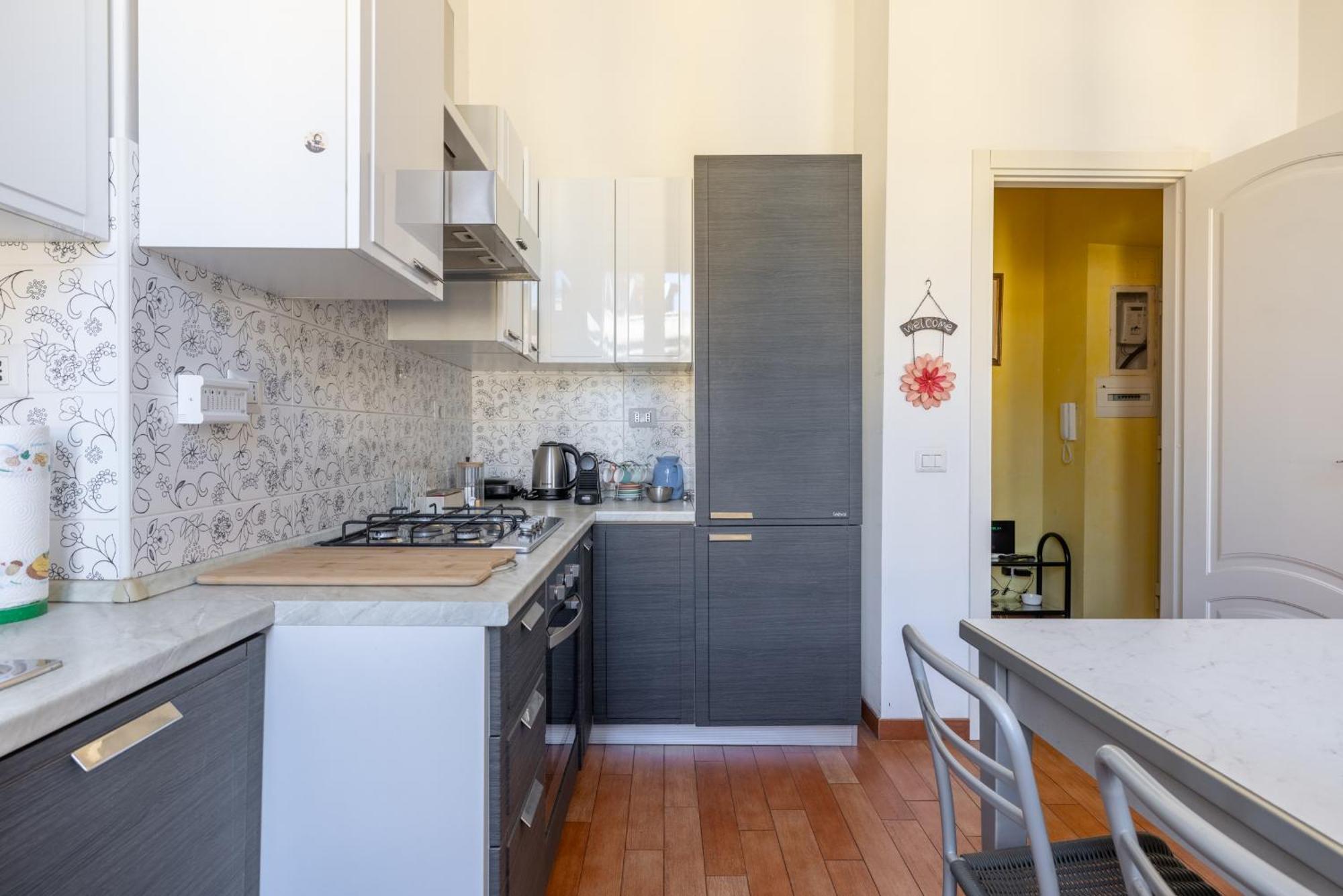 Emanuele Filiberto - B&d Apts Apartment Rom
