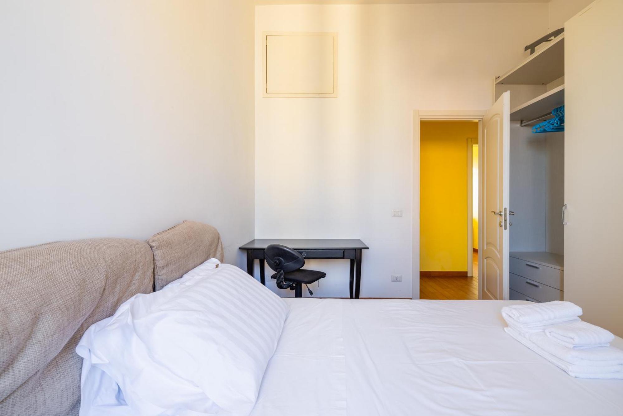 Emanuele Filiberto - B&d Apts Apartment Rom